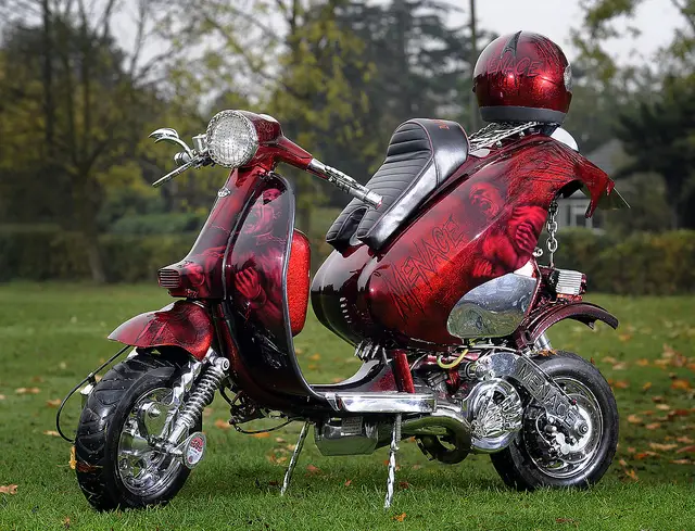 Lambretta custom paint