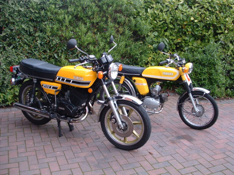 Yamaha RD400 Yamaha FS1E