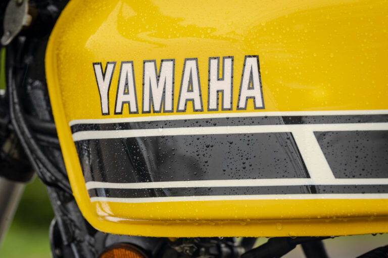 Yamaha RD400 fuel tank