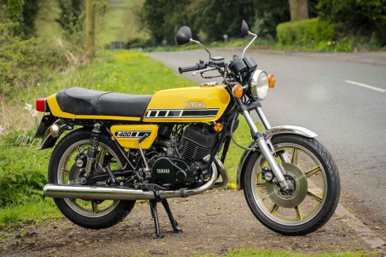 Yamaha RD400 1977